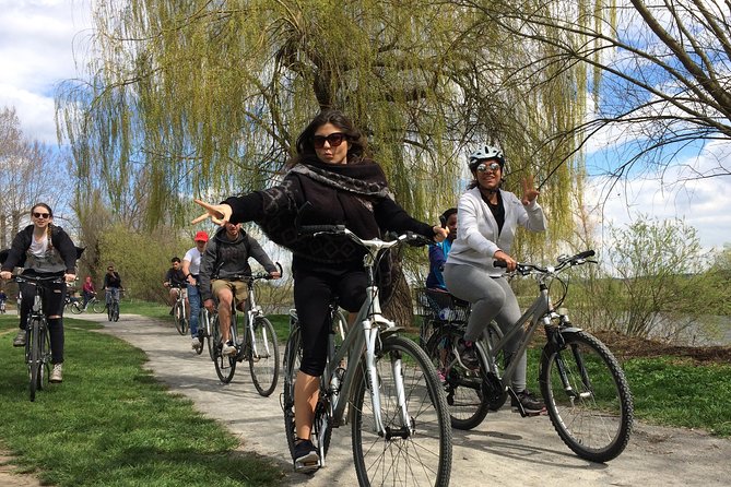 Full-Day Countryside E-Bike Tour to Karlstejn Castle (small group - Why this is a better day trip than a simple castle transfer