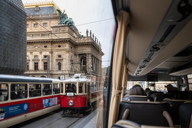 Full-Day Prague Tour with Prague Castle, Lunch and Vltava Cruise - Prague Castle, Loreta, and Hradčany