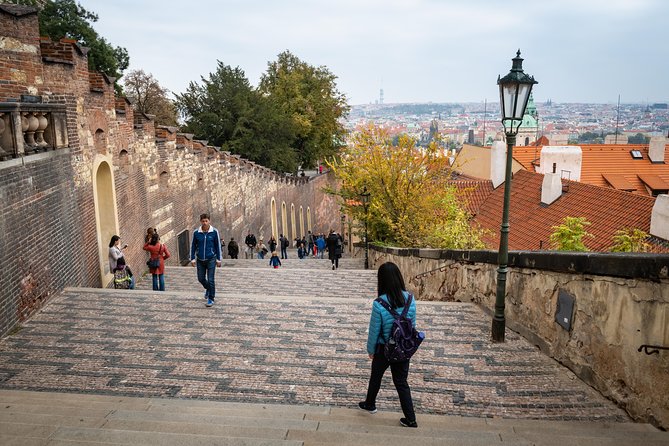 Full-Day Prague Tour with Prague Castle, Lunch and Vltava Cruise - Old Town Square and the Jewish Quarter