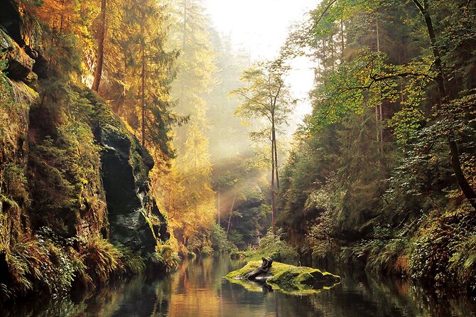 Full-Day Semi Private Hike in Czechia and Saxon Switzerland - Martin Pufler’s guiding style