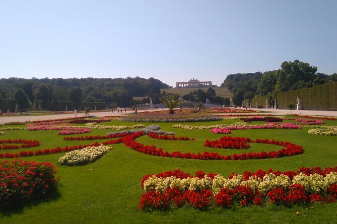 Full-Day Vienna Private Tour from Prague - Food, breaks, and the amount of free time