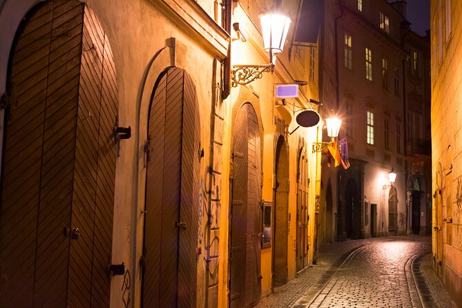 Ghosts and Legends walking tour in Prague - One hour through Stare Mesto