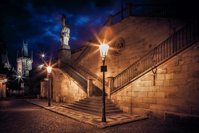 Ghosts and Legends walking tour in Prague - The guide makes or breaks the evening