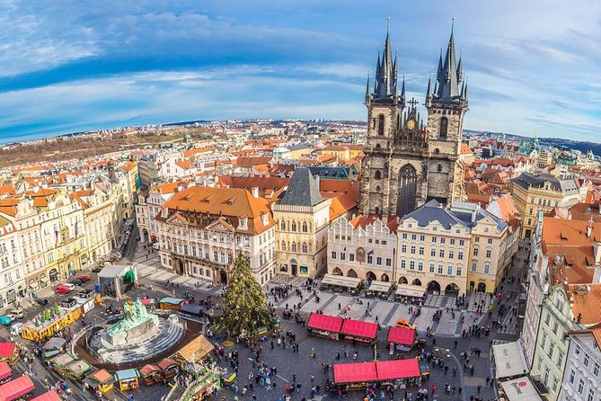 Grand Tour of Prague "among history, legends and curiosities" (NO ENGLISH) - Is $234.61 a fair price for up to 10 people?