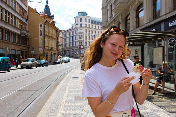 Guided 3-Hour Food Tasting Experience in Prague - The guide makes the difference