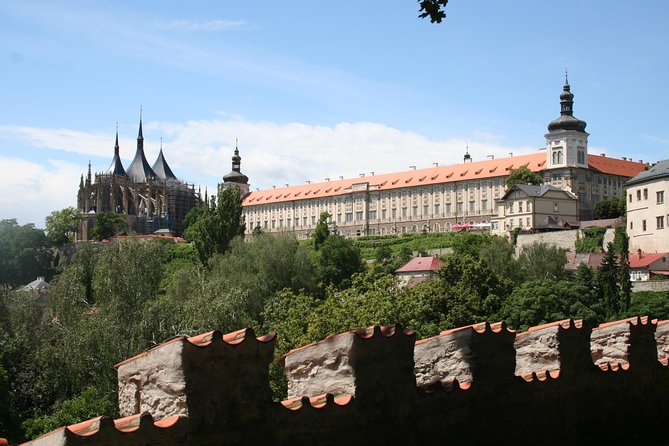 Half Day Trip to Kutna Hora and Bone Church from Prague - Guide quality can make or break the day