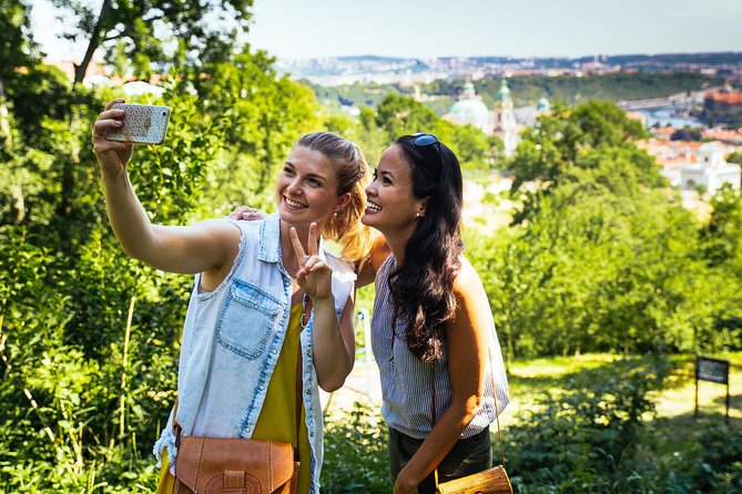 Highlights & Hidden Gems With Locals: Best of Prague Private Walking Tour - Why this private Prague walk works well