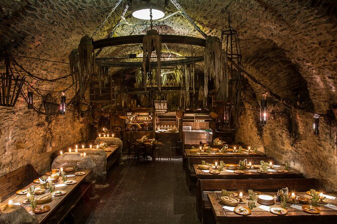 Historical Fantasy Show - What happens during the five-course meal