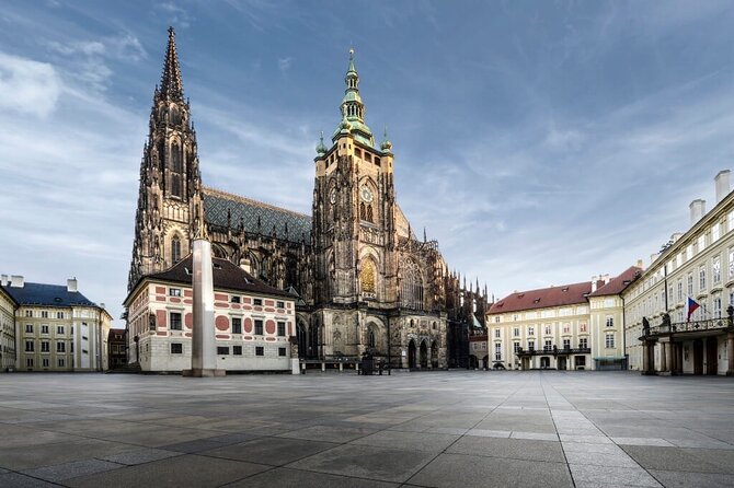 Historical Prague Guided E-Bike Tour - Prague Castle, courtyards, and St. Vitus Cathedral