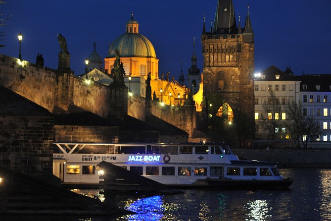 Jazz Boat: Popular LIVE JAZZ dinner cruise - The views are best between musical sets