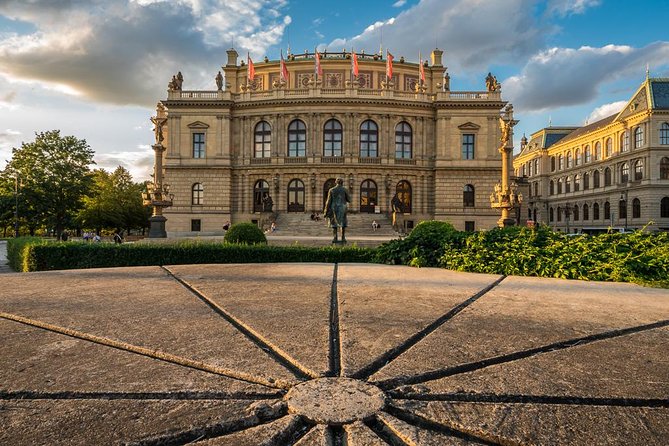 Johnny's Prague Photography Tour - A closer look at the group format