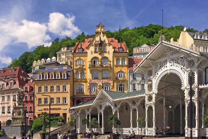 Karlovy Vary City of dreams. With expert English-speaking guide from Prague - The two-hour ride from Prague