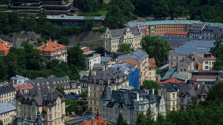 Karlovy Vary: Private Walking Tour - Colonnades and the Architecture of Taking the Waters