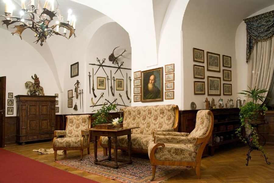 Konopiště: Chateau Tour from Prague - Who will enjoy this four-hour outing