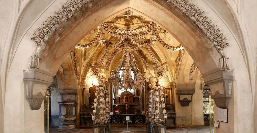 Kutná Hora: Sedlec Ossuary Skip-the-Line Ticket & Audioguide - Why the Sedlec Ossuary is so unusual