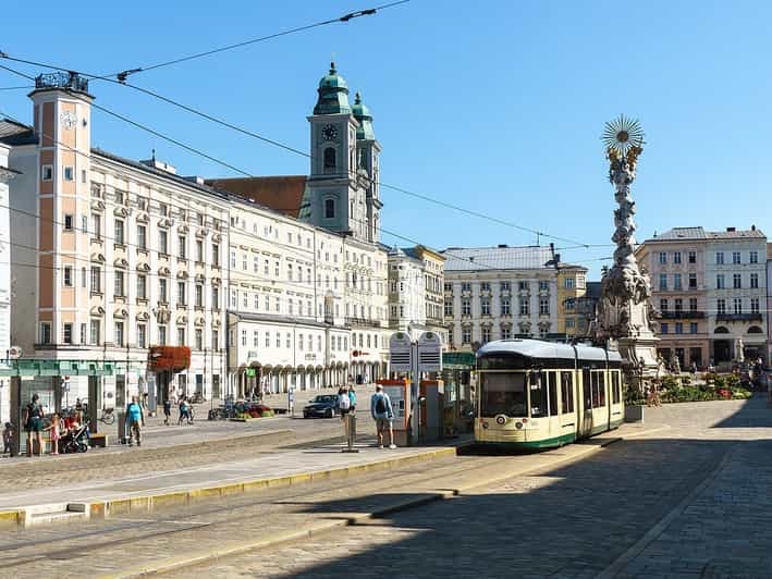 Linz: Private Day Trip to Cesky Krumlov - Key points at a glance