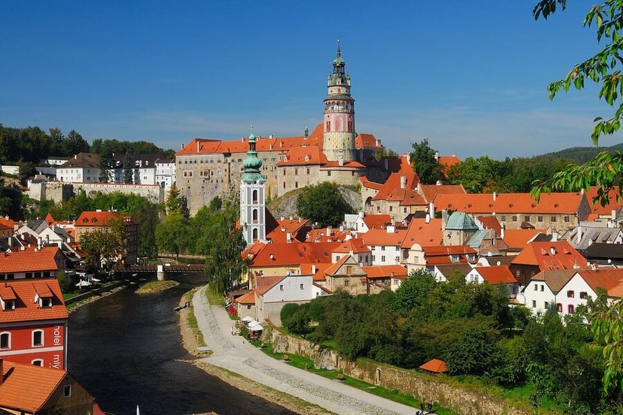 Linz: Private Day Trip to Cesky Krumlov - Should you book the Linz to Cesky Krumlov trip?