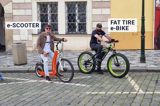 Live-Guided e-Scooter Tour of the Old Town of Prague, 60 min - Old Town Hall and the Astronomical Clock