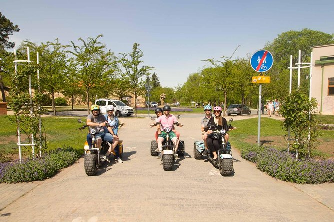 Live-Guided ️Trike-Harley️ Viewpoints tour of Prague - Getting comfortable on three wheels