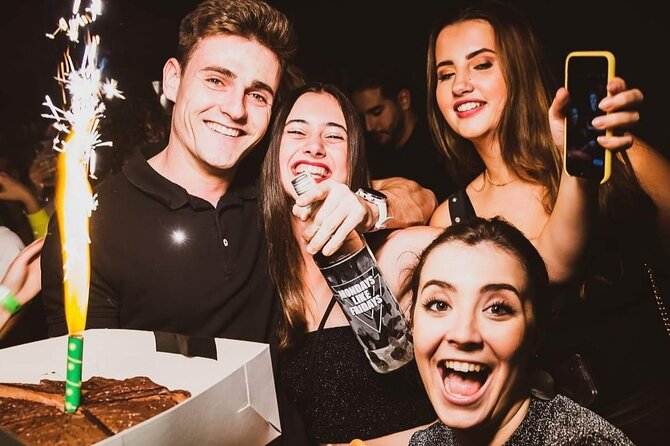 MONDAYS LIKE FRIDAYS - GIRLS 3 FREE DRINKS | Admission Ticket - Two dance floors make the music choice easier