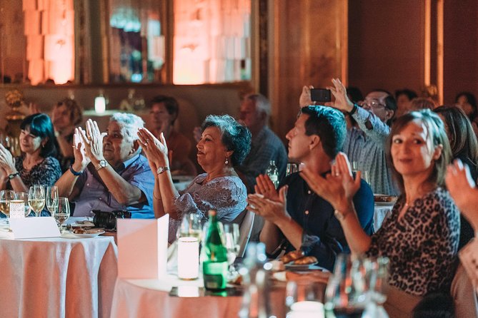 Mozart Concert and Dinner in Prague - Choosing between a shared table and a table for two