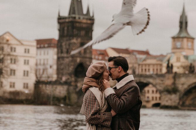 Photographer in Prague - Couple, engagement & portrait photoshoot - Who should book this experience