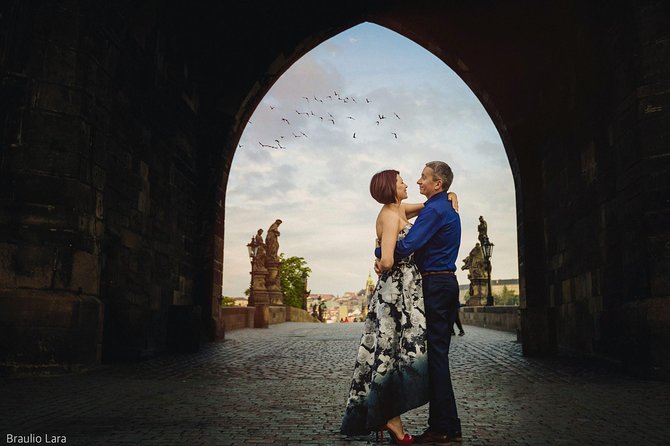 photoshoot in prague - Prague Castle: Grand Backdrops and a Change of Pace