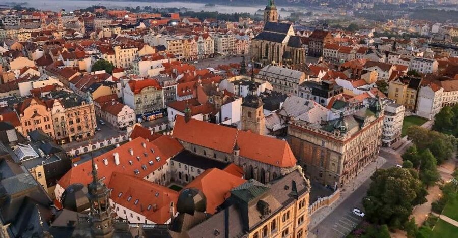 Pilsen: Old Town Guided Walking Tour - St. Bartholomew’s Cathedral and the city center