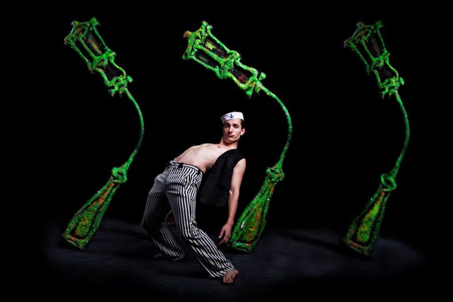 Prague: 1.5-Hour Black Light Theater Srnec Performance - What to expect during the 90 minutes