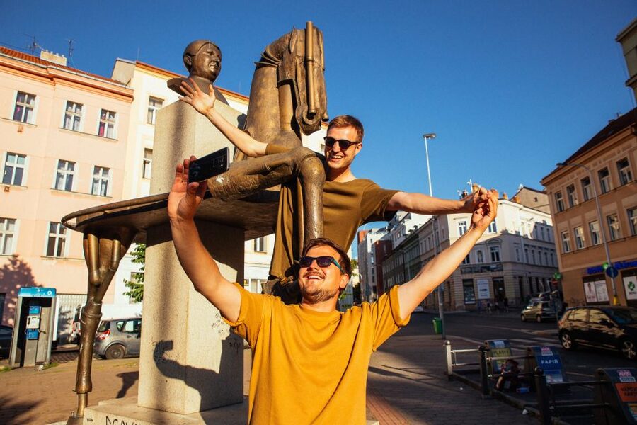 Prague: 1.5-Hour Private Kick-Start Tour with a Local - Beyond the landmarks: everyday Prague and local tips