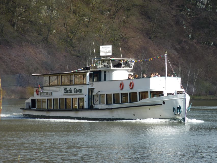 Prague: 1-hour Cruise with Audio Guide - What this Prague river cruise is really like