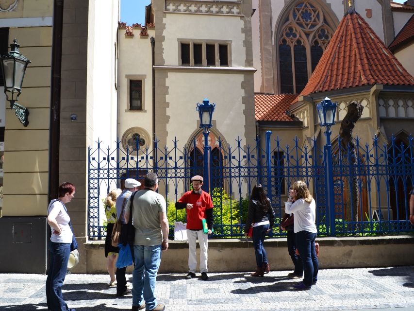 Prague: 2-Hour Old Town and Jewish Ghetto Walking Tour - Why this two-hour route works