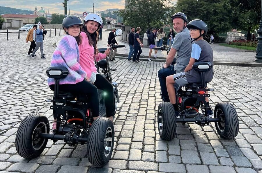 Prague: 2 hours FUN TRIKE tour in Prague with guide - Park paths and wide city views