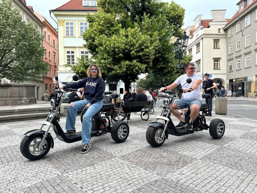 Prague: 2 hours FUN TRIKE tour in Prague with guide - Prague Castle and the major sights