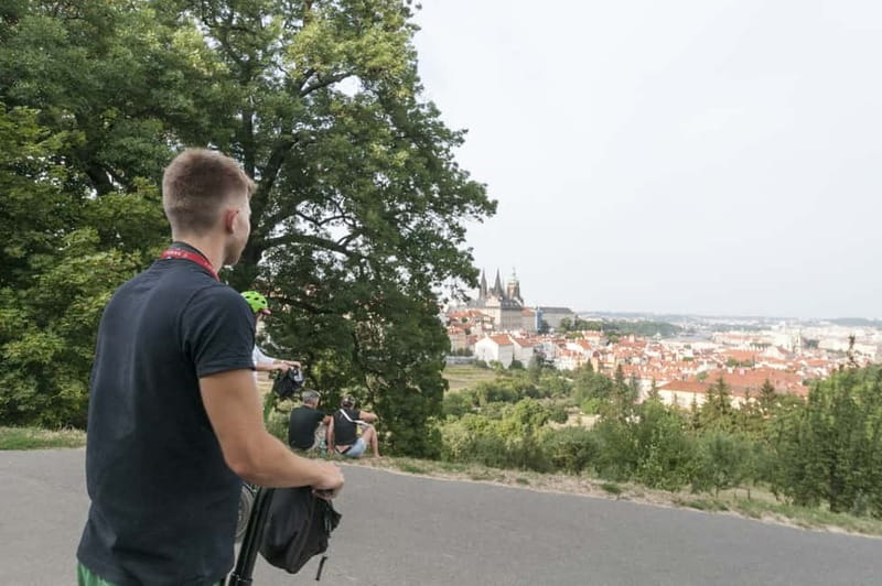 Prague: 2 Hours Segway Tour with Hotel Pickup - Learning to control the Segway