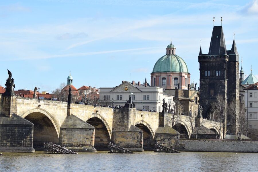 Prague: 3-hour Evening River Cruise with Dinner - Is $76 a fair price?