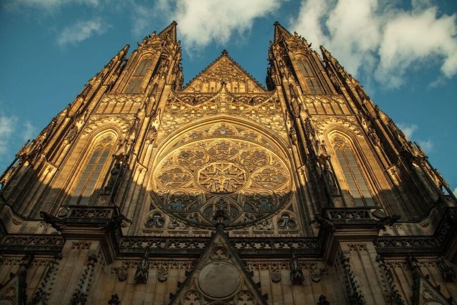 Prague: 3-Hour Old Town and Prague Castle Tour in German - Josefov, Kafka, and the Jewish quarter