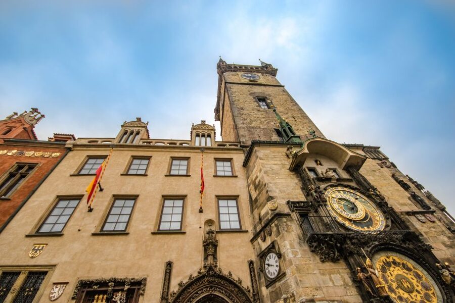 Prague: 3-Hour Walking Tour of Old Town & Prague Castle - Who should take this tour?