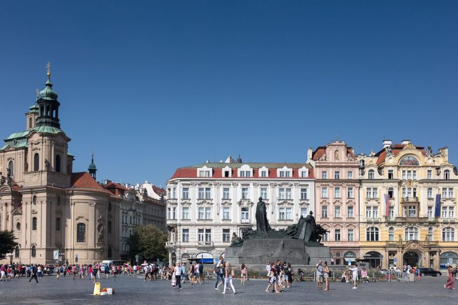 Prague: 4-Hour Segway and Scooter Tour with Lunch and Drinks - The Metronome, Royal Gardens, and Prague Castle
