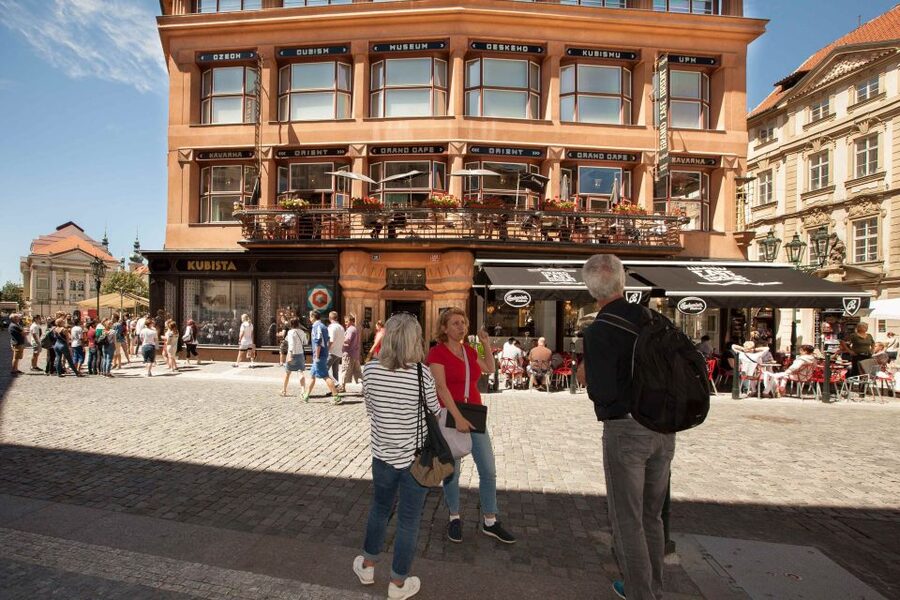 Prague: 6-Hour City Tour including Cruise and Lunch - The Vltava cruise and a different view of Prague
