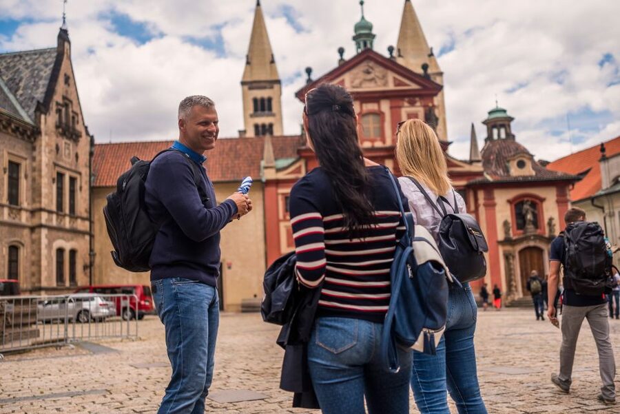 Prague: 6-Hour Tour with River Boat Cruise and Lunch - What $129 includes, and what it does not