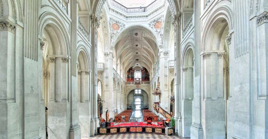 Prague: A. Vivaldi Four Seasons at St. Salvator Church - Seating, ticket exchange, and the best time to arrive