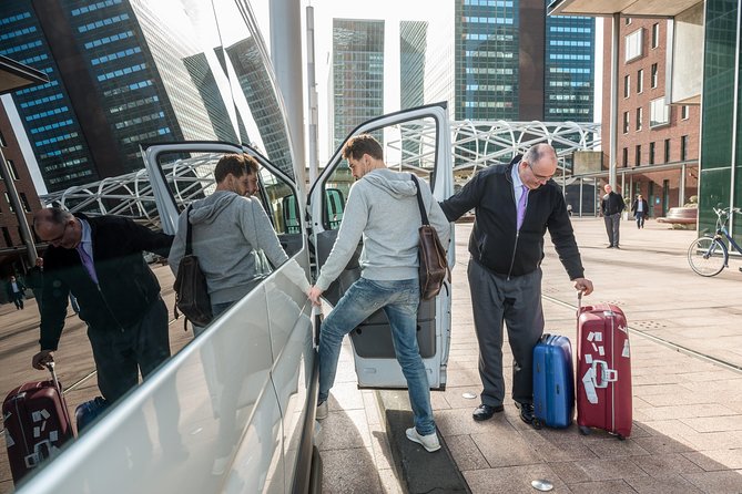 Prague Airport (PRG) Departure Transfer from Prague City - Early departures and the timing question