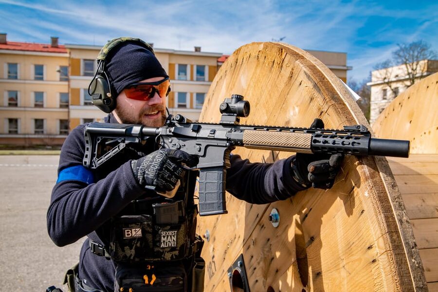 PRAGUE AIRSOFT SHOOTING GAMES - Safety, gear, and the practical questions