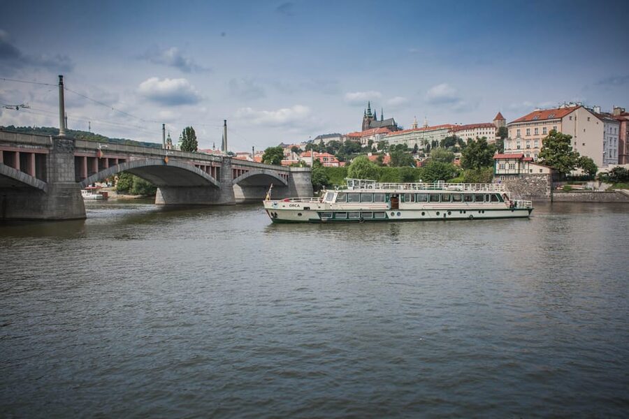 Prague: An unforgettable 2-hour cruise on the Vltava River. - Seeing Prague from the Vltava instead of the pavement