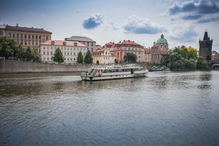 Prague: An unforgettable 2-hour cruise on the Vltava River. - Vyšehrad and the Dancing House