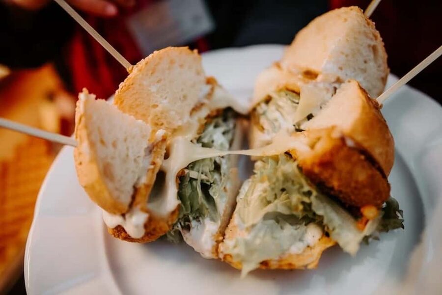 Prague: Award-Winning Old Town Food Tour with Four Drinks - The final stop: a local dessert instead of a chimney cake