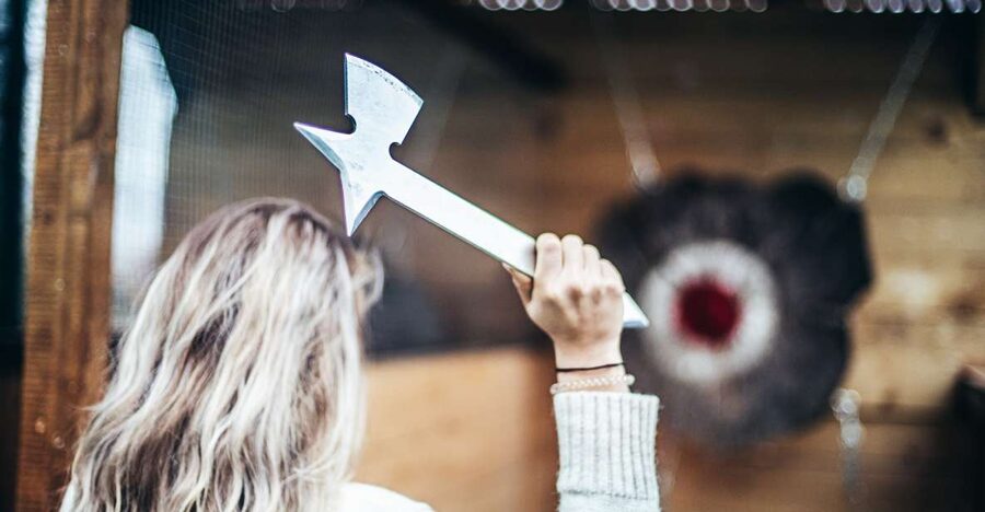 Prague: Axe Throwing Experience with Barbecue and Beer - Key points before you book