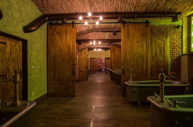 Prague: Beer and Wine Spa Bath with Salt Cave Experience - How private is the experience?