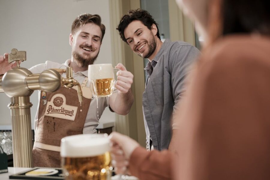 Prague: Beer Pouring Class at Pilsner Urquell Experience - What the certificate and named bottle add